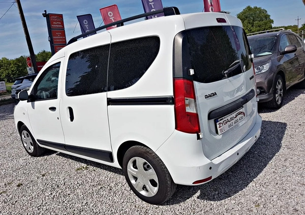Dacia Dokker cena 29900 przebieg: 222000, rok produkcji 2016 z Białystok małe 379